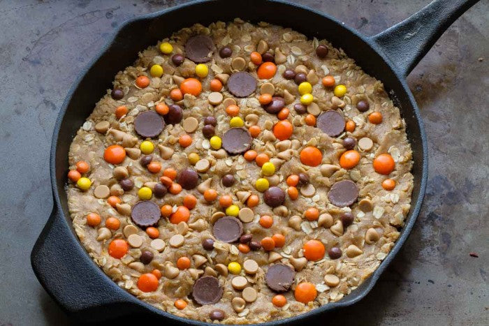 Reese’s™ Peanut Butter Cup™ Cookie Skillet