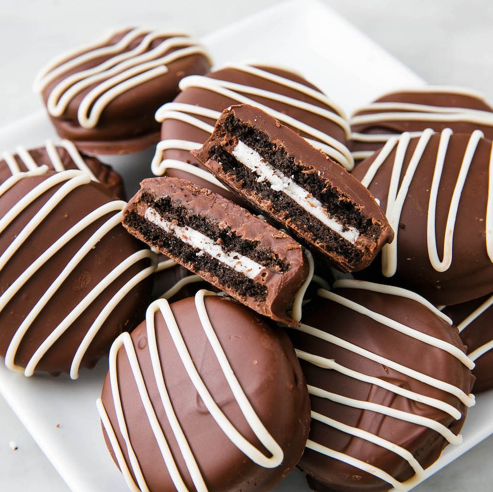 Holiday Favorite Chocolate Covered Oreos